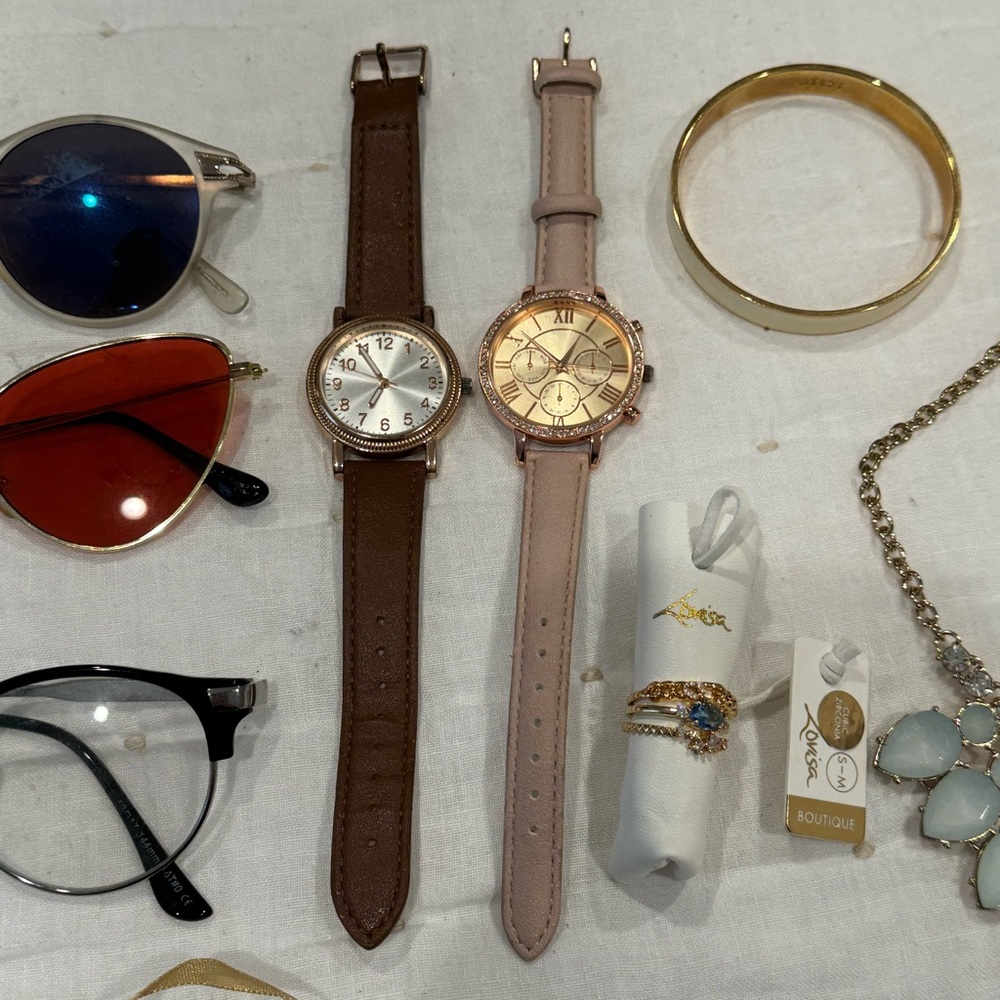 Accessory Jewelry Sunglasses Bundle - image 6